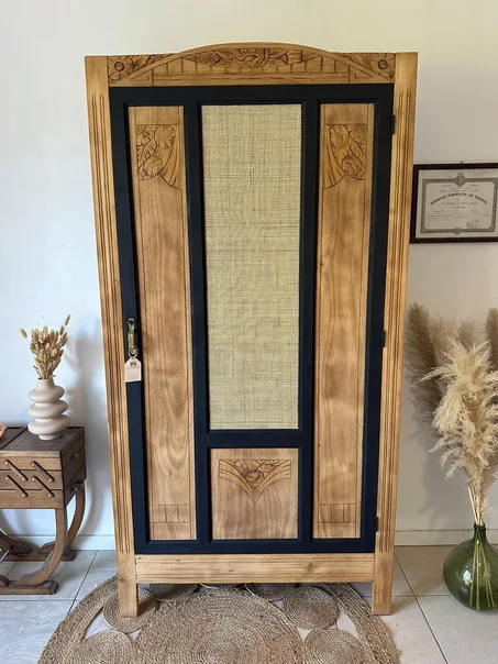 Eglantine. Armoire art déco noir bois brut et cannage ❌Adoptée❌