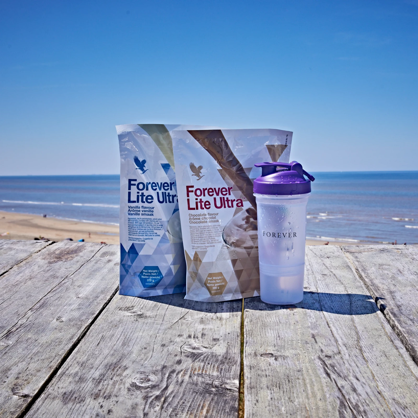 protéine forever bio  + shaker 🎁 فوريفر لايت ألترا™ – بنكهة الشوكولاتة مشروب غذائي لذيذ وصحي، غني بالبروتينات لمساعدتك على الحفاظ على أسلوب حياة نشيط ومتوازن.