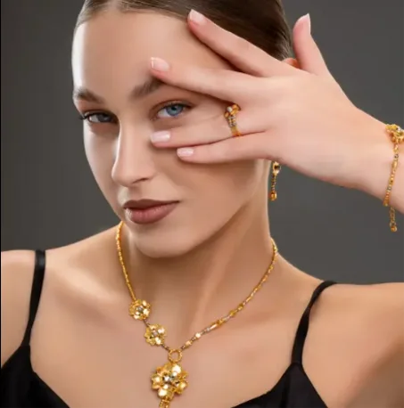 ملابس النساء