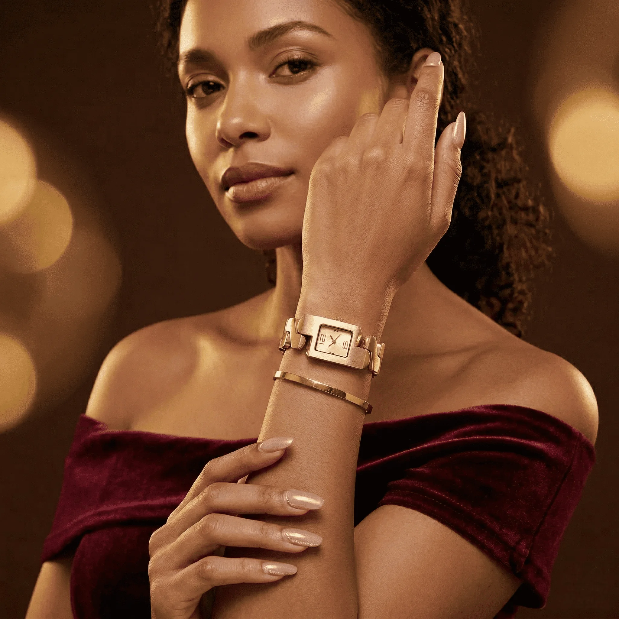 The Crown Set — Golden Watch & Engraved Bangle
