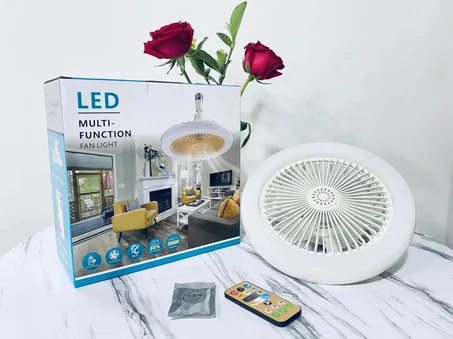 مروحة السقف الذكية مع إضاءة LED