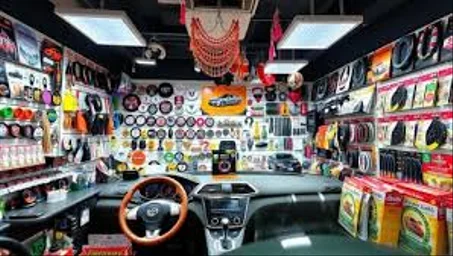 قطع و إكسسوارات السيارات