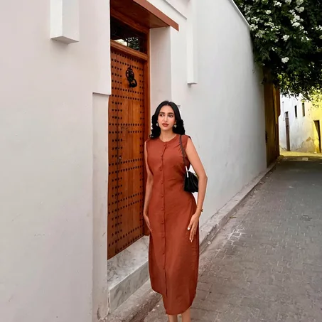 فستان كاكاو كلاسيكي