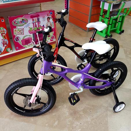 vélo RoyalBaby 16" space shuttle (MAUVE/NOIR)