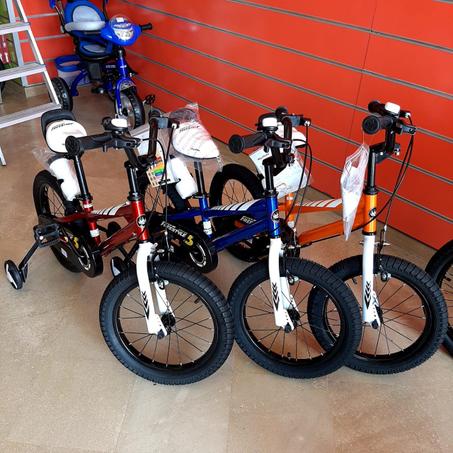 VÉLO ROYALBABY FREESTYLE 16 EXISTE EN 3 COULEURS