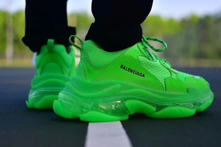 BALENCIAGA VERTE TRIPLE S