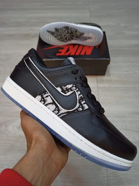 DIOR modèle original noir