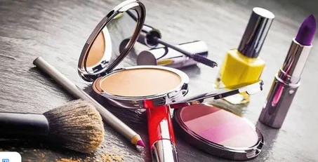 منتجات التجميل و العناية بالبشرة
