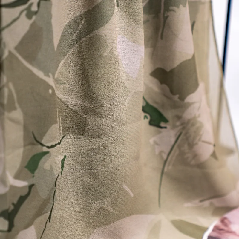 Foulard en Crêpe Chiffon – Édition Terre Naturelle