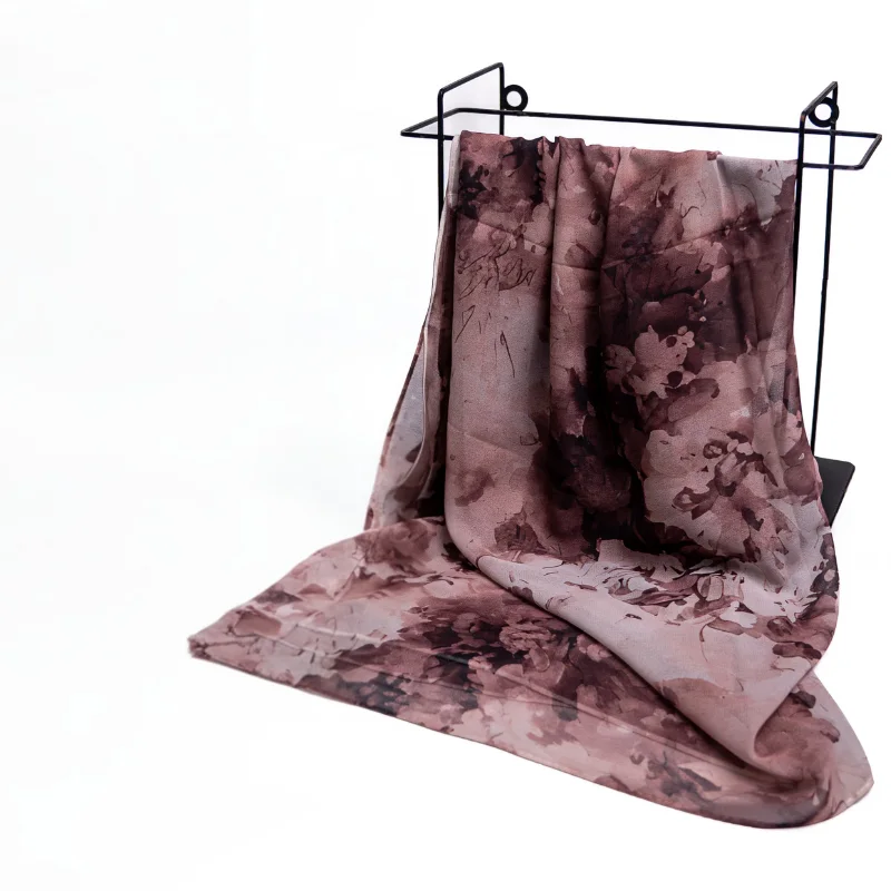 Foulard en Crêpe Chiffon – Édition Floral Abstrait