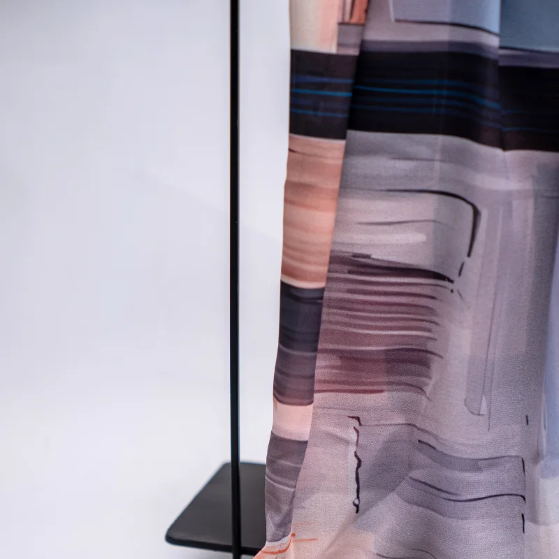 Foulard en Crêpe Chiffon – La Perspective Bleue & Terracotta