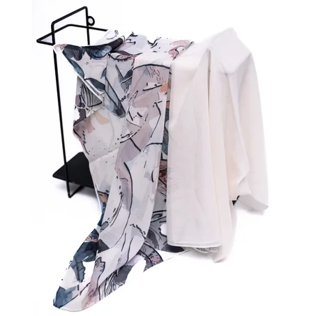 Foulard en Crêpe Chiffon – L'Esquisse Artistique & Nude