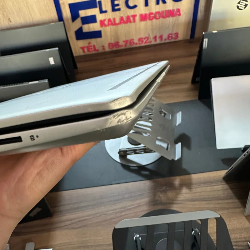 HP ELITEBOOK I7