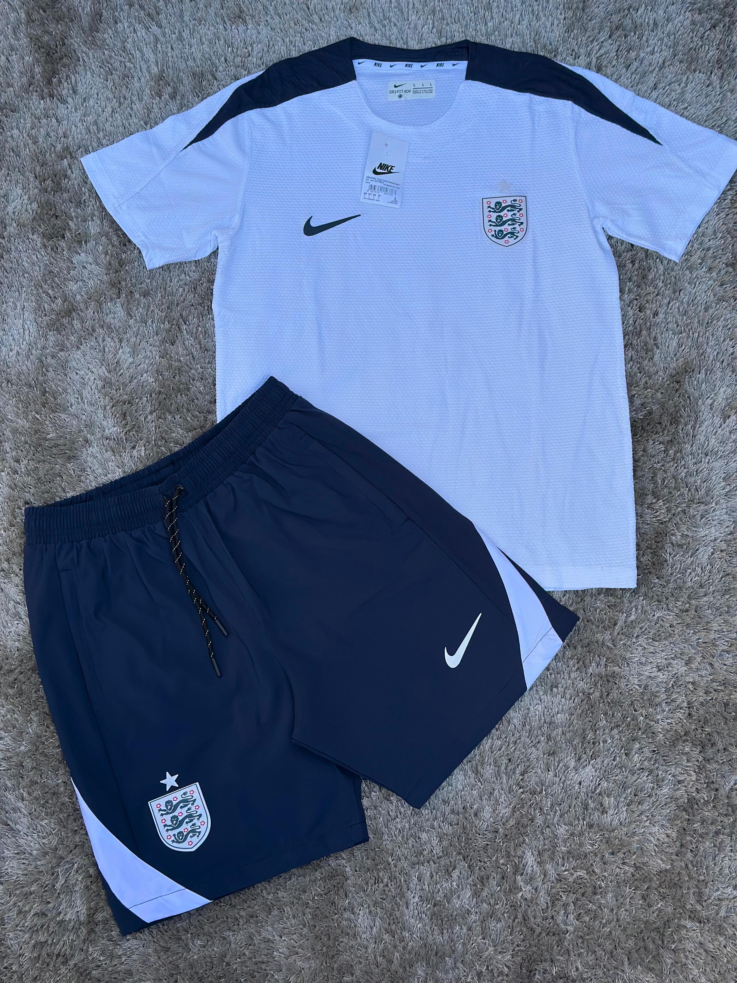England national football team (100% ثوب تركيا )