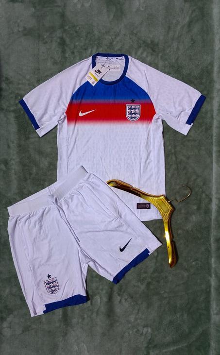 /England national football team (100% ثوب تركيا )