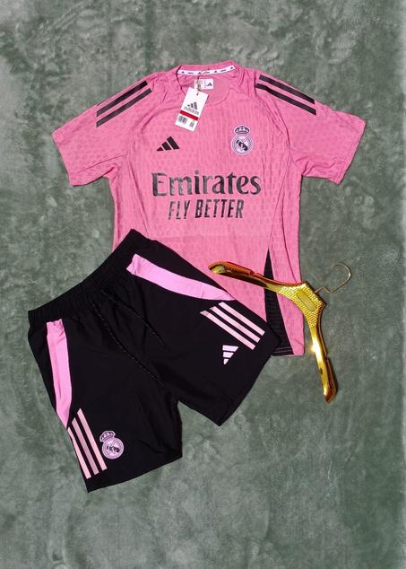 /Real Madrid CF Pink (100% ثوب تركيا )