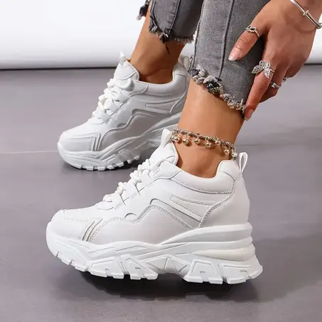 أحذية نسائية