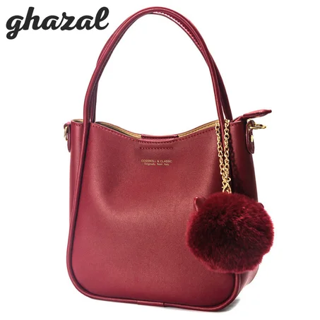 Bag with removable shoulder strap