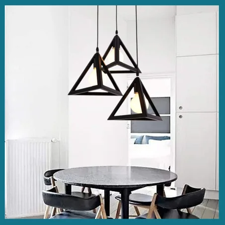 ثريا معلقة بشكل مثلث 3D