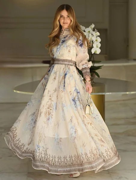 فساتين ، ملابس رسمية