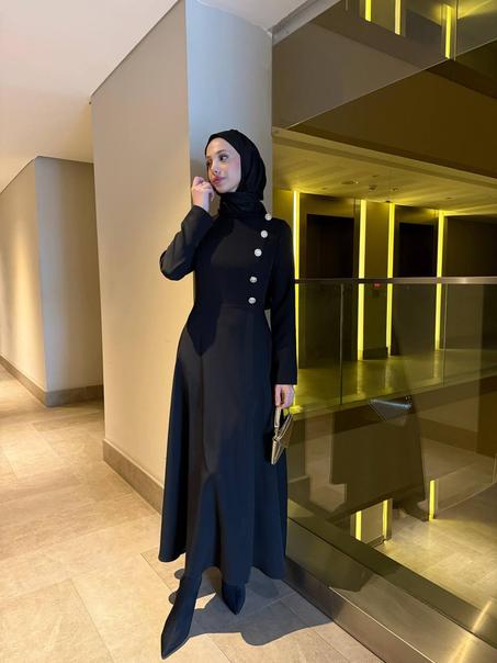 فستان أنيق – لمسة من الأناقة والفخامة