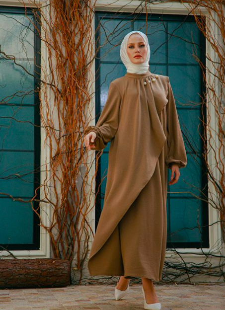 تخفيضات نهاية الشتاء ❄️.  فستان شتوي مميز