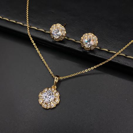SET-GLD755