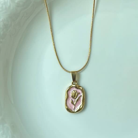 Collier Coquille rose