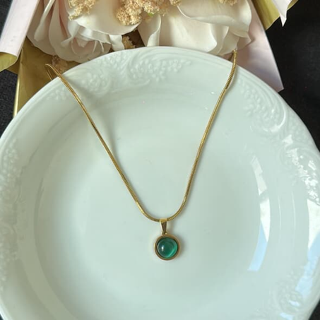 Collier Oeil de chat vert