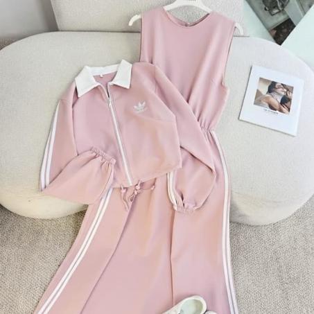 تخفيض 💥 لعشاق الأناقة والفخامة، كيطمة مريحة🤩 ثوب تركي عالي الجودة. سارعو بالطلب👇🏻قبل نفاذ الكمية⏳