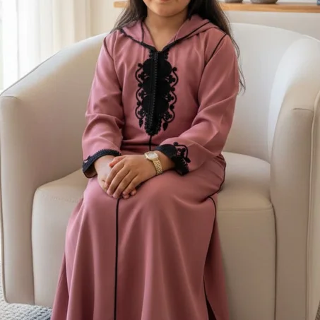 صغيرتك تستحق الأفضل💖 جلابات كريب دسوا حرير، ألوان جذابة وتصاميم فريدة تجعل العيد ذكرى لا تُنسى 🌙