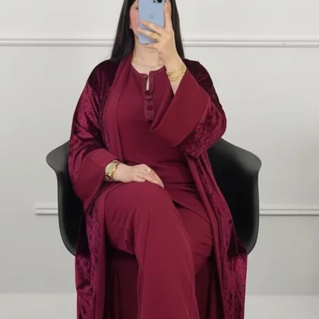 كوني نجمة العيد🌙 بجبادور 3 قطع بالكيمونو ⏳ الكمية محدودة سارعو بالطلب👇🏻قبل نفاذ الكمية⏳