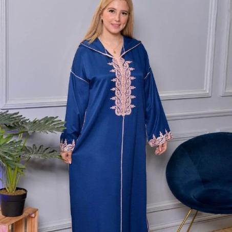 ✨ مع هاد جلابة، كوني رمز الأناقة والفخامة💎… لأنك تستحقي الأحسن👑