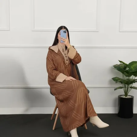 🥳 تخفيض خاص كوني نجمة هذا العيد بإطلالة أنيقة ومميزة 🤩✨ اختاري الأناقة والفخامة وخلي إطلالتك تخطف الأنظار يوم العيد 🌙 الكمية محدودة… سارعي بالطلب قبل نفاذ الستوك  ⏳