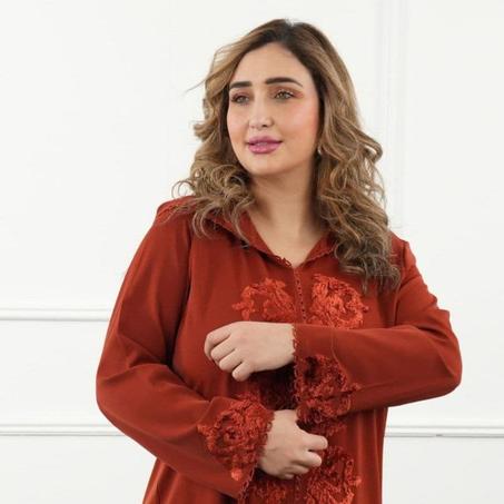 تخفيض خاص خلال24 ساعة💥 لعشاق الأناقة والفخامة  جلابة مخزنية بالراندة وطرزة الإبرة الشرقية باليد متقونة، تصميم خفيف، أنيق، وكيوالم كل مناسباتك🥳