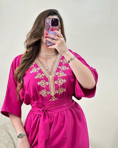 كندورة للعيد رائعة وانيقة مطروزة بالطرز الرباطي بألوان مختلفة