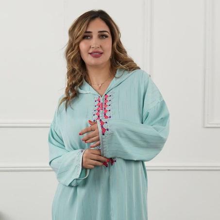 عرض  همزة لهذا الأسبوع 🥳 إستفيدي الان من تخفيض خاص في جلابة كريب مسلك حرير 100% الفاخرة، مصممة خصيصًا لعشاق الأناقة والشياكة😍