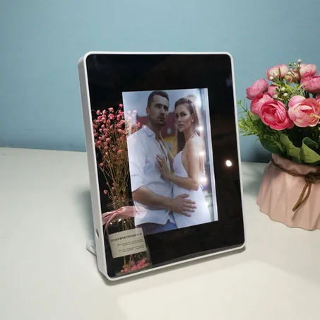 المرآة السحرية