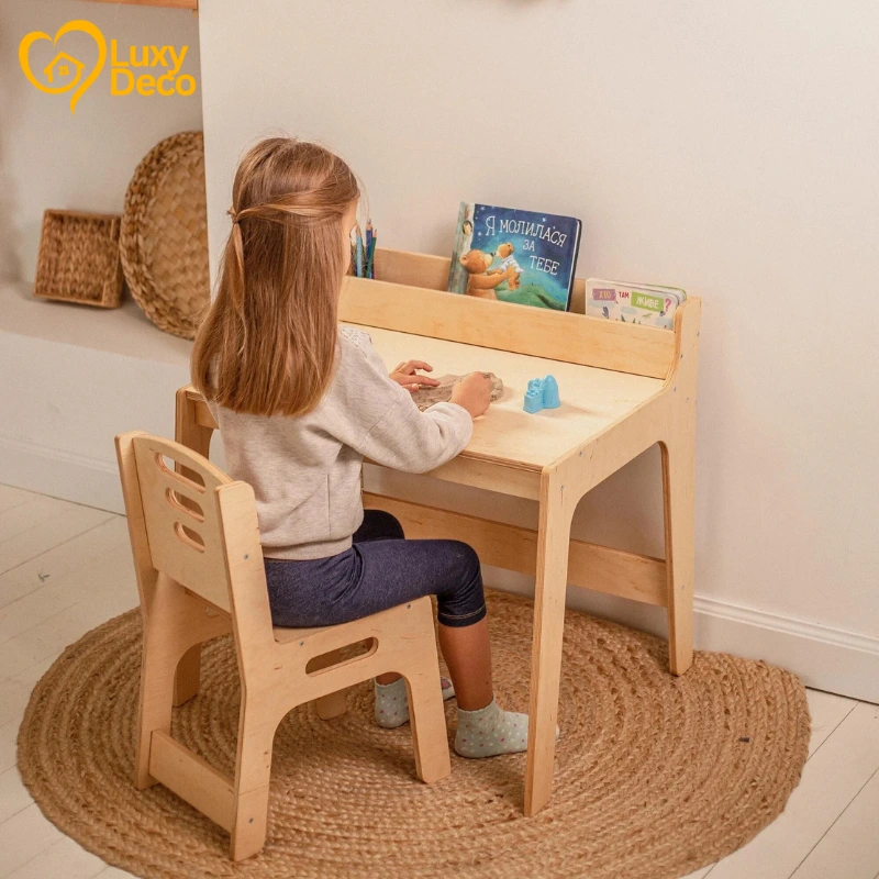 Petit Bureau en Bois pour Enfants – Design Éducatif & Ergonomique