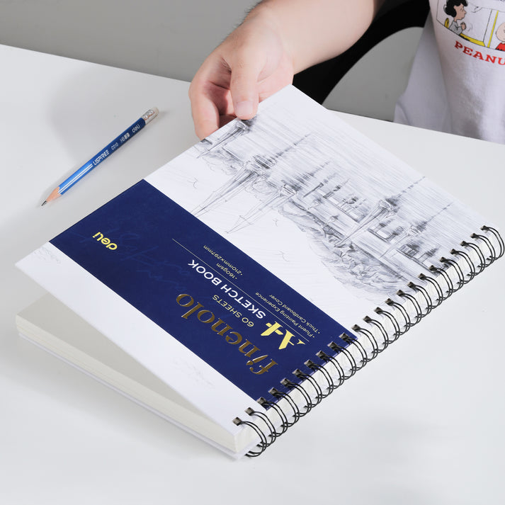 Carnet de croquis au format A4  160g