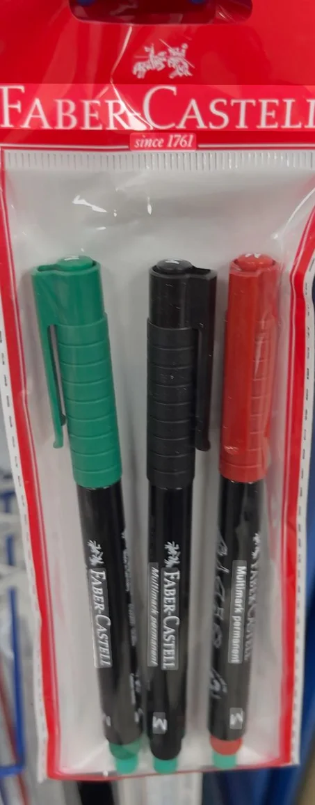 paquet de marqueurs permanents Multimark de Faber-Castel