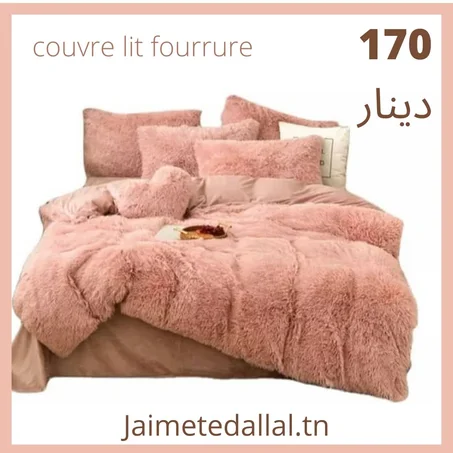 Couvre lit fourrur