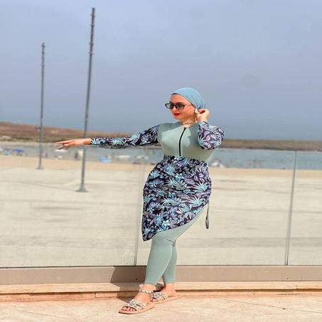 بوركيني أنيق للسباحة بكل حرية وراحة!