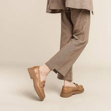 أحذية نسائية