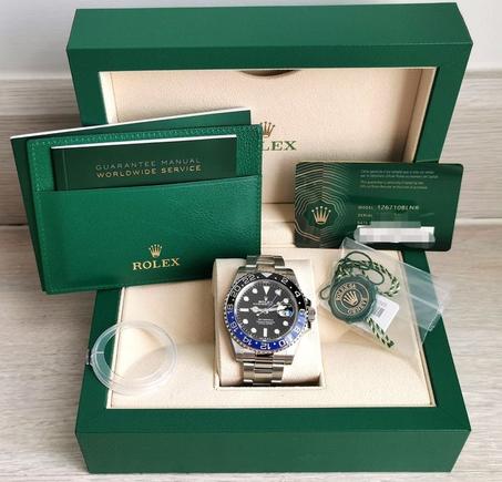 Montres hommes avec packaging complet