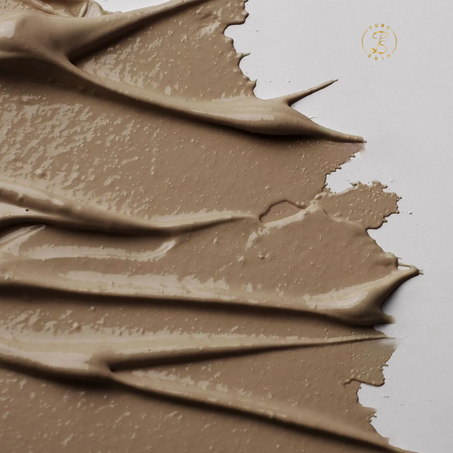 Essence Royale – Enveloppement de boue au Ghassoul, Nigelle & Sésame