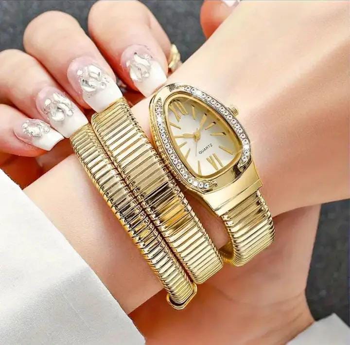 ساعات نسائيه