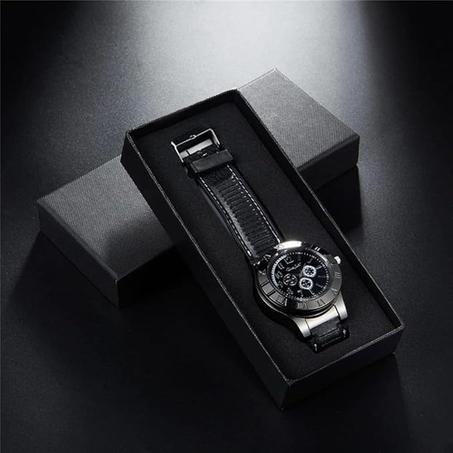 Watch with Built-in Electronic Lighter – Elegance and Technology ⌚🔥