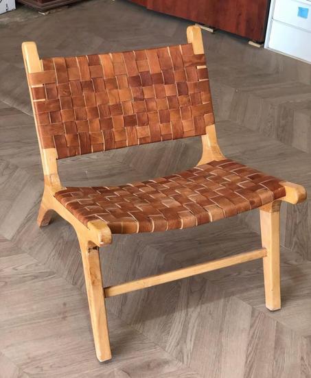 Fauteuil Padma bois de noyer et cuir