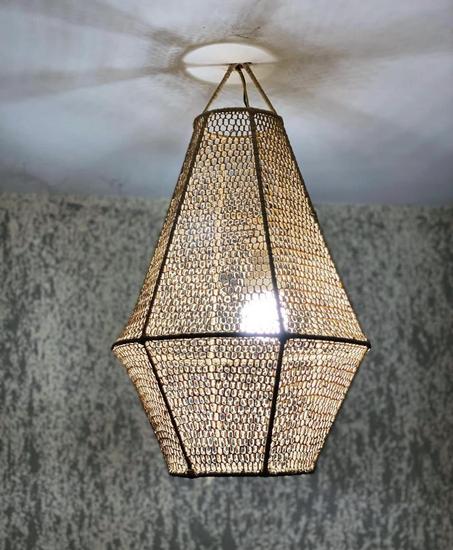 SUSPENSION EN RAPHIA